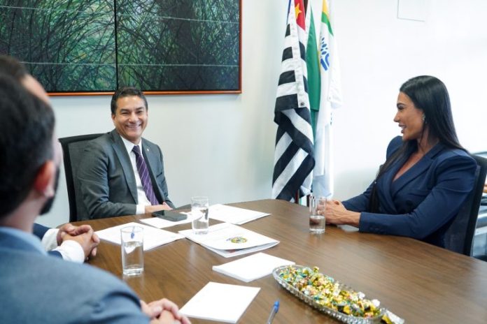 WhatsApp-Image-2026-02-24-at-18.13.49-1-768x512