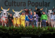 “Manaus das Artes” homenageia 49 artistas em noite de celebração cultural no Teatro Amazonas