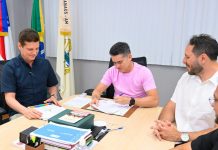 Prefeito de Manaus assina nomeação de mil aprovados em concurso da Semed em Manaus