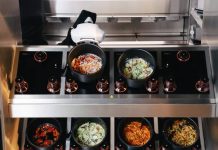 Robô cozinheiro com inteligência artificial vence prêmio internacional